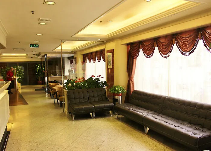 Masters Hotel 2*